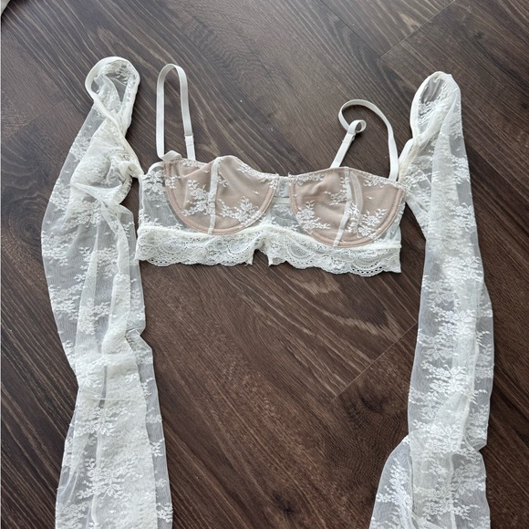 White Fox Boutique Tops - Elegant Lace Bralette in Cream